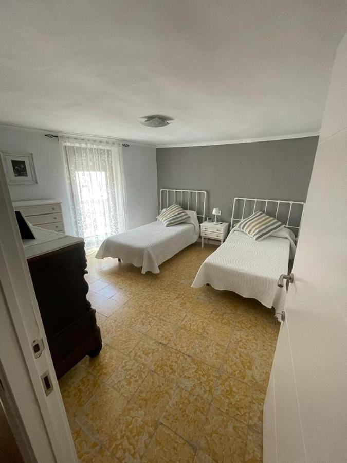 Cal Robert Apartment Penellas Екстериор снимка